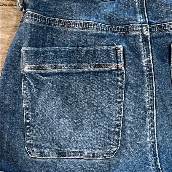 American Eagle Outfitters Dark Blue Jean Shorts - Picture 7 of 8